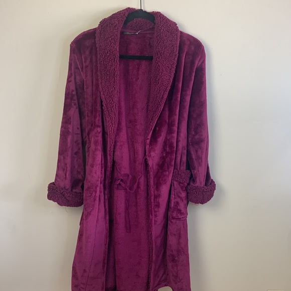 NWT Natori Plush Fleece Robe - Picture 5 of 9